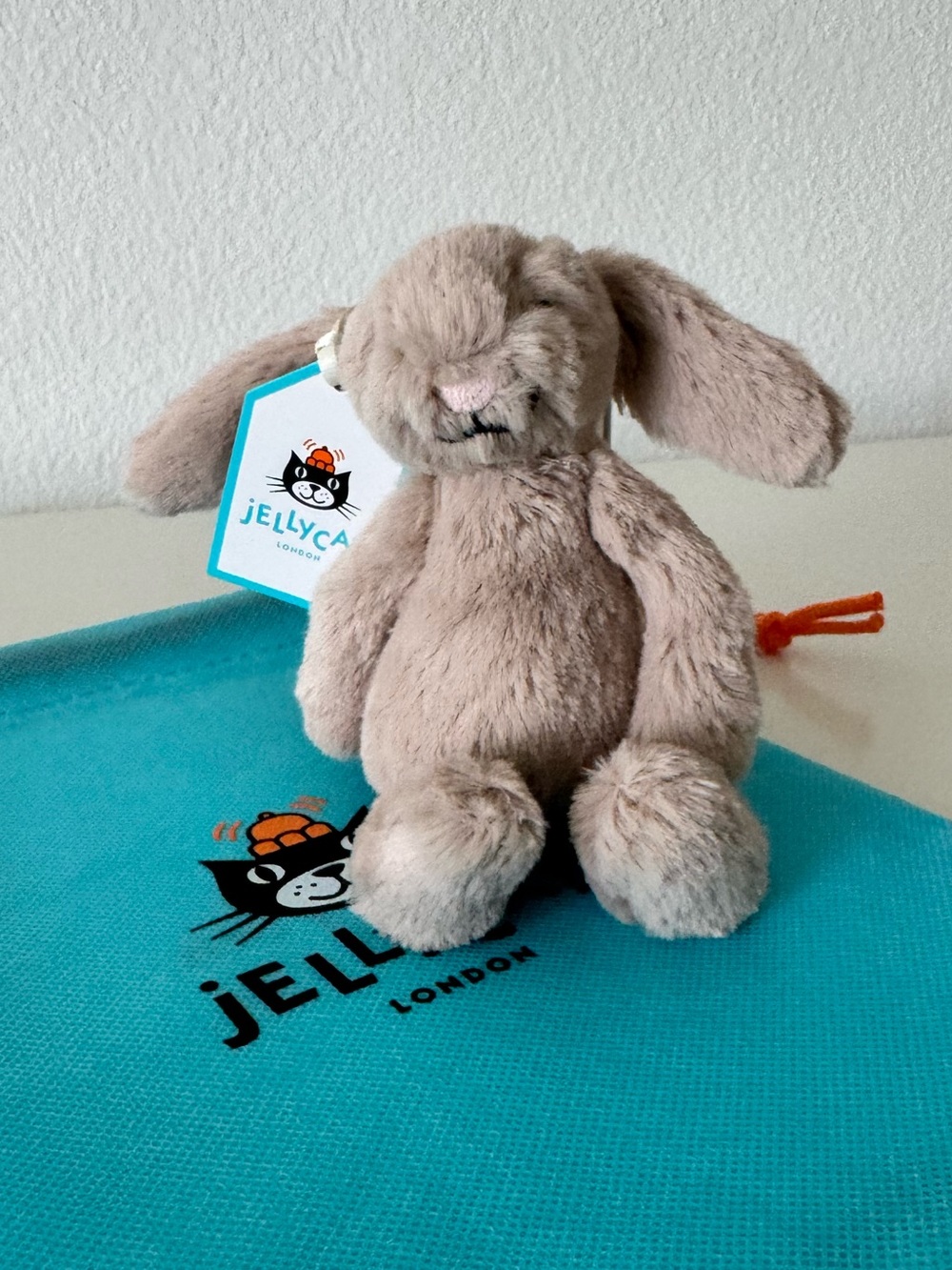 Jellycat Bashful Bunny Beige Bagcharm Metal Clasp